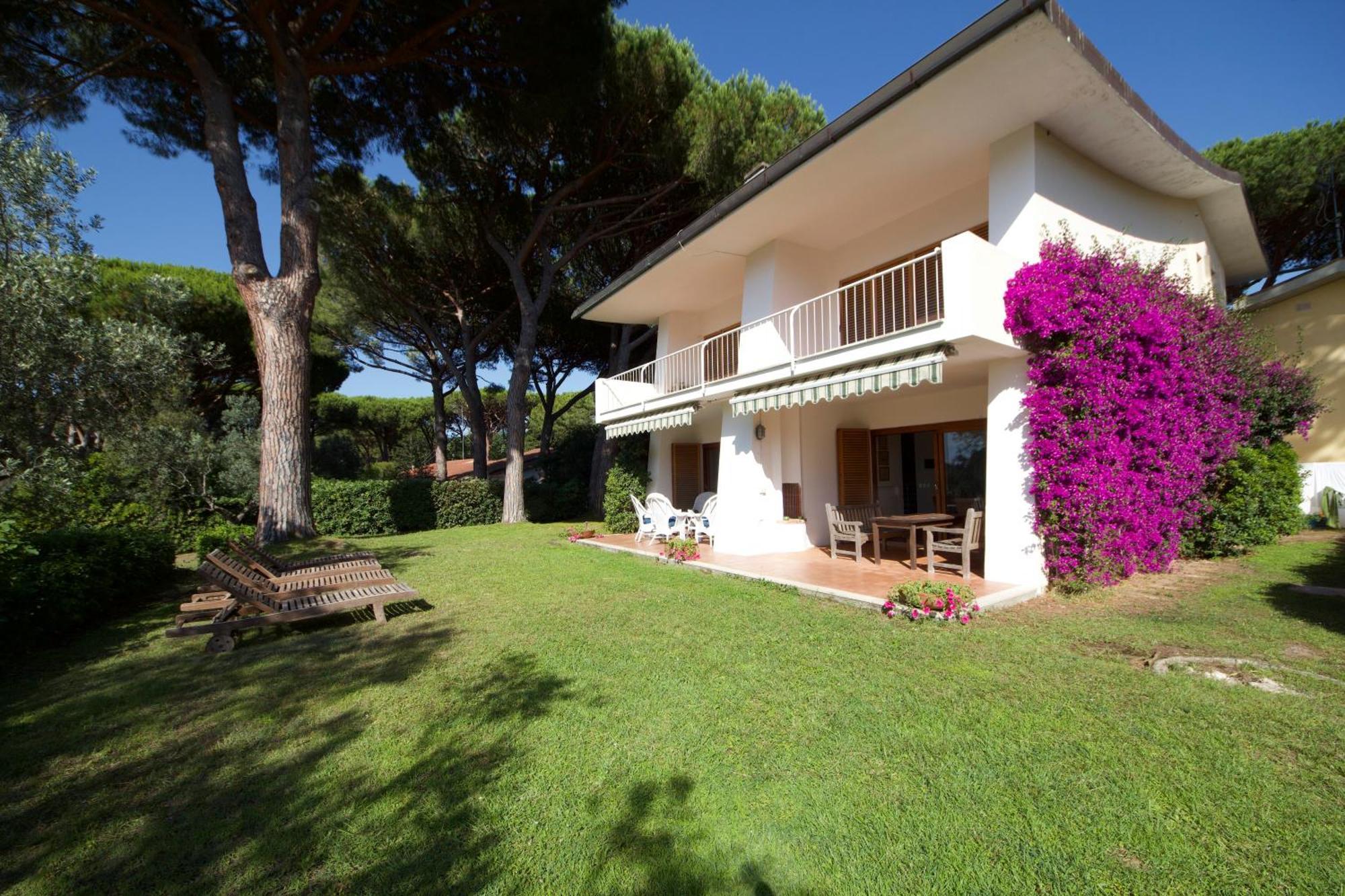 Villa Molletta A Punta Ala Vicino Spiaggia Con Ac Luaran gambar
